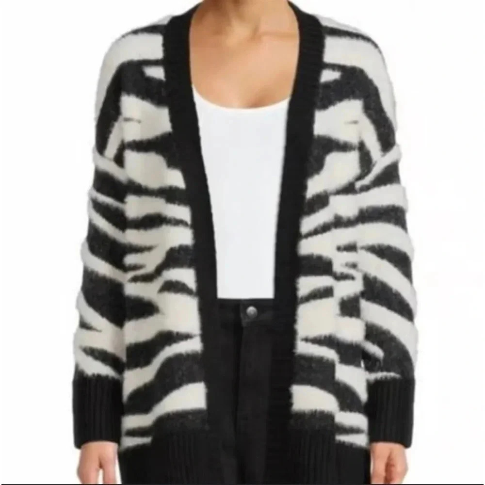 Dreamers by Debut Zebra Print‎ Open Front Cardigan Sweater. Size Small